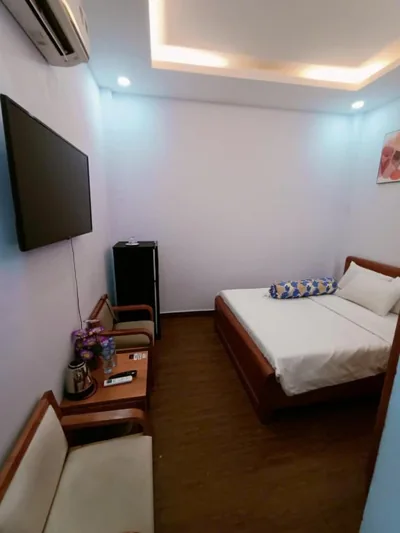 King Room — 102 House
